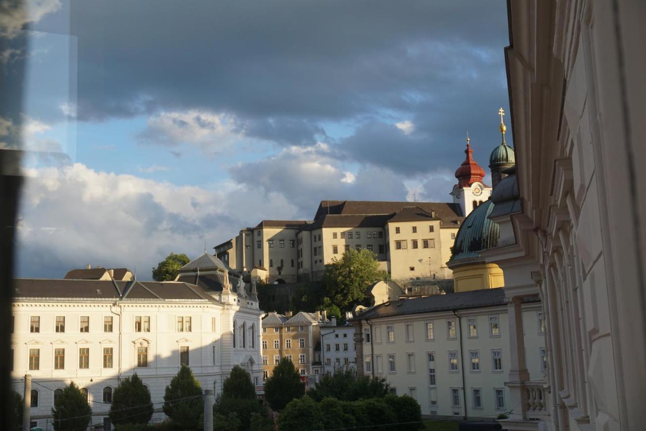 Sarah'S Altstadt Oase Salzburg Exterior photo